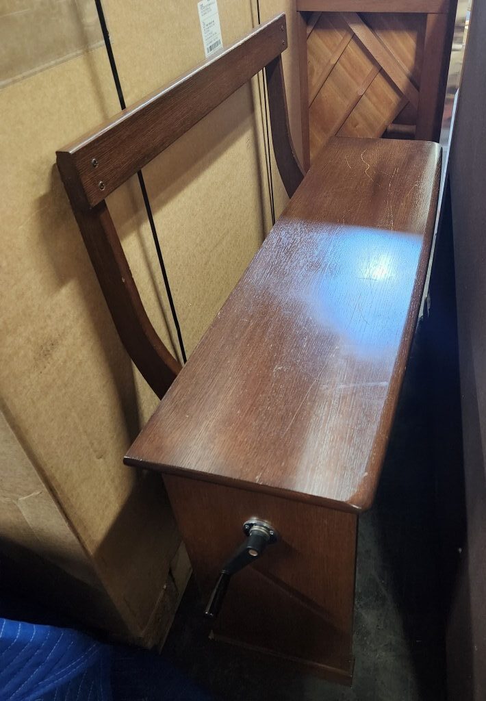 Adjustable organ bench R.A. Daffer Church Organs